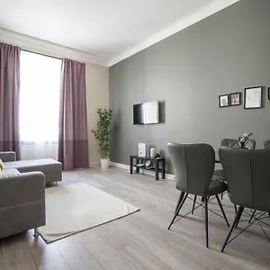 brand-new-luxury-2-bedroom-apartment-near-augarten.vienna-besthotels.com/